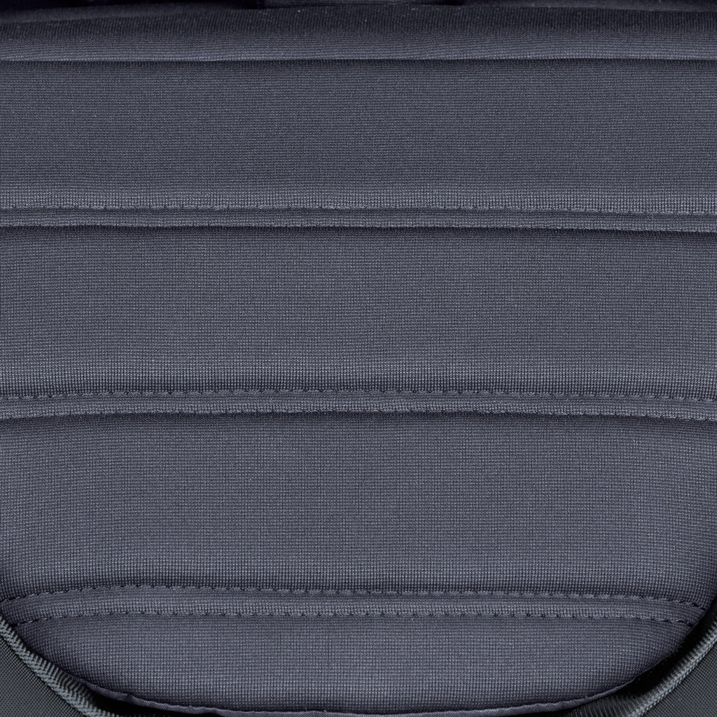 die-kleine-Schnullerbacke-Baby-Jogger-Kinderwagen-2086229-Mini-GT2_CloseUpFabric