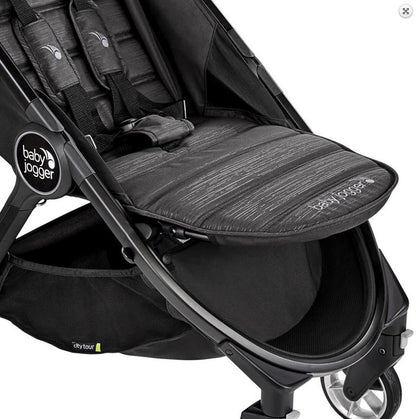die-kleine-Schnullerbacke-Baby-Jogger-Kinderwagen-2086793-Baby-Jogger-City-Tour-2-Carbon-03