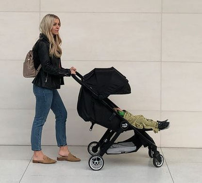 die-kleine-Schnullerbacke-Baby-Jogger-Kinderwagen-2088761-Baby-Jogger-City-Tour-2-double-Jet-12