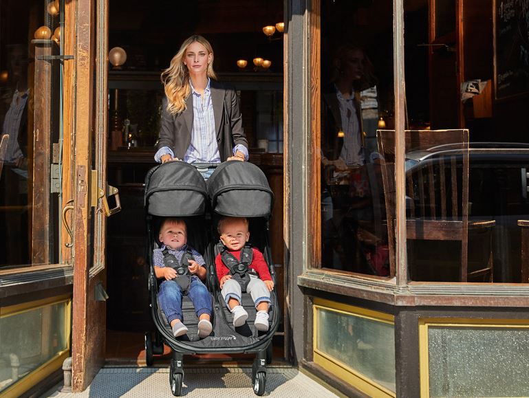 die-kleine-Schnullerbacke-Baby-Jogger-Kinderwagen-2088761-Baby-Jogger-City-Tour-2-double-Jet-13