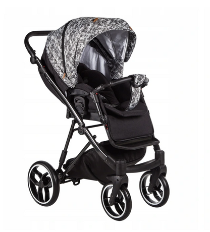 die-kleine-Schnullerbacke-Baby-Merc-Kombi-Kinderwagen-La-Rosa-LN04-5907625592598-02