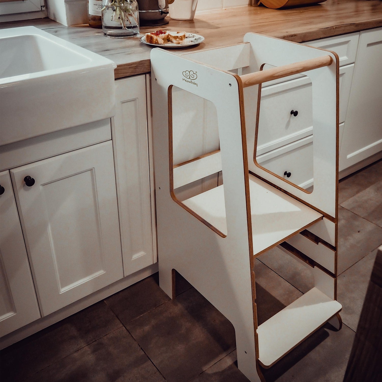 die-kleine-Schnullerbacke-K-chenhelfer-scandi-weiss-5903849630108-02