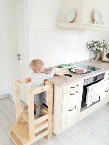 die-kleine-Schnullerbacke-K-chenhelfer-tnaturholz-mit-tafel-5903631286759-05
