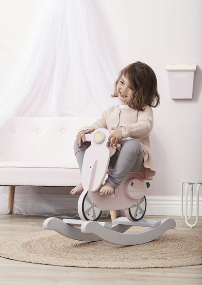 die-kleine-Schnullerbacke-Kids-Conzept-Schaukel-Scooter-rosa_weiss-1000159-02