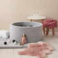 die-kleine-Schnullerbacke-MOJE-B-llebad-velvet-soft-90x40-cm-hellgrau-moj-94-00SVLG-01