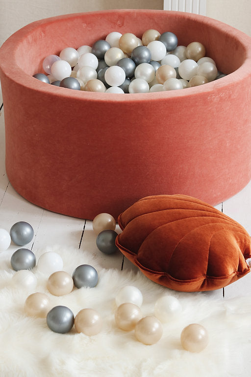 die-kleine-Schnullerbacke-MOJE-B-llebad-velvet-soft-90x40-cm-rust-moj-94-00SVR-04
