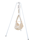 die-kleine-Schnullerbacke-QOOKIE-Swing-Federwiegen-Set-Baby-mit-Schafwoll-Matratze-Gestell-weiss-Triangle-creme
