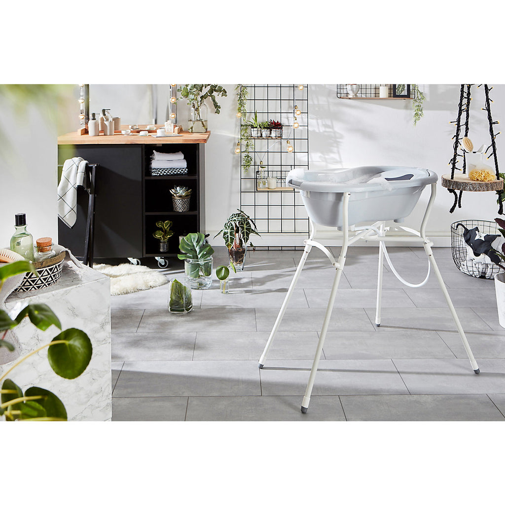 die-kleine-Schnullerbacke-Rotho-Babydesign-Badewannen-Set-Top-stone-grey-4-tlg-mit-Wannenst-nder-21060028601-02