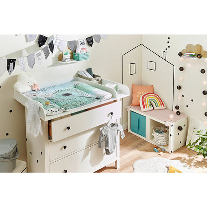 die-kleine-Schnullerbacke-Rotho-Babydesign-Wickelauflage-Fly-Away-cool-blue-72-x-85-cm-200620287CY-05