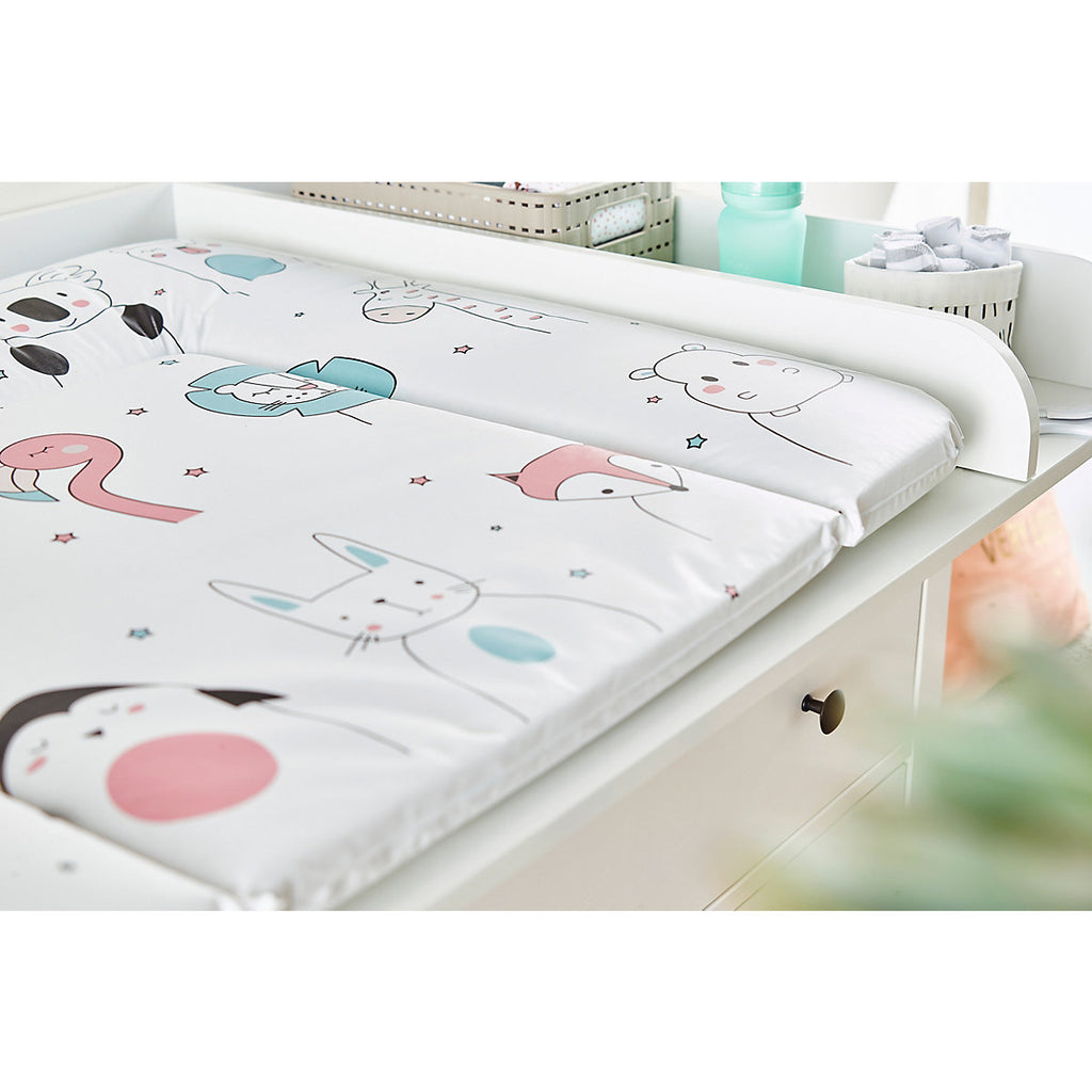 die-kleine-Schnullerbacke-Rotho-Babydesign-Wickelauflage-Happy-Faces-72x85-cm-200620001CX-04