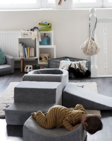 die-kleine-Schnullerbacke-Schaumspielset-mit-Mini-B-llebad-5900378764519-06
