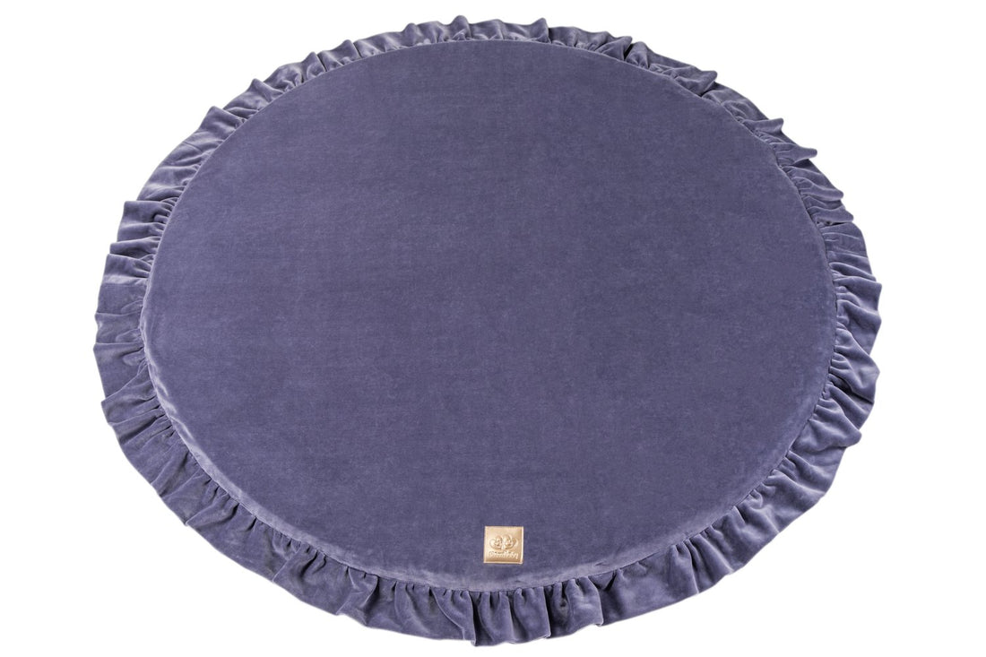 die-kleine-Schnullerbacke-Spielmatte-rund-mit-Volant-graphit-5900378763352-01