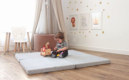 die-kleine-schnullerbacke-MeowBaby-Baby-Spielmatte-Quadrat-hellgrau-04