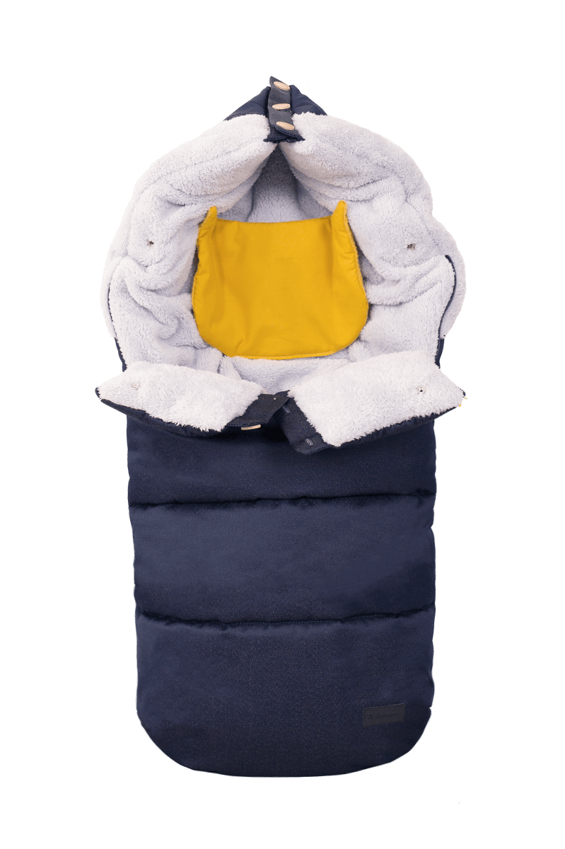 die-kleine-schnullerbacke-X-CUDDLE-Jeans-1