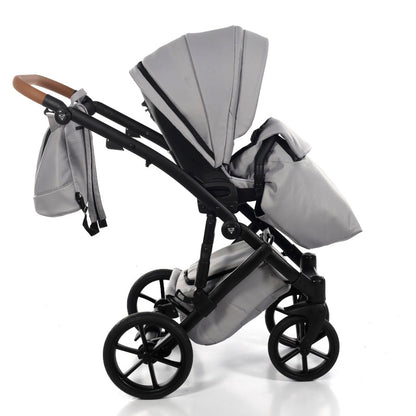 die-kleine-schnullerbacke-junama-space-kombi-kinderwagen-01-grey-10