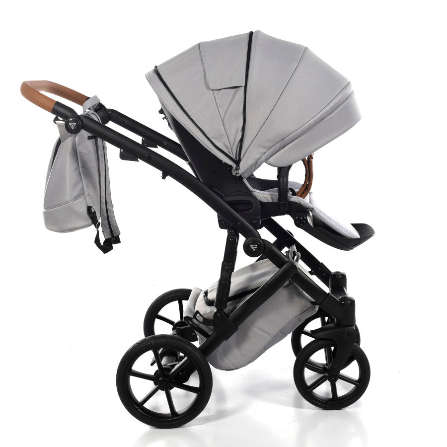 die-kleine-schnullerbacke-junama-space-kombi-kinderwagen-01-grey-14