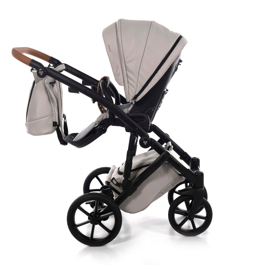 die-kleine-schnullerbacke-junama-space-kombi-kinderwagen-02-beige-12