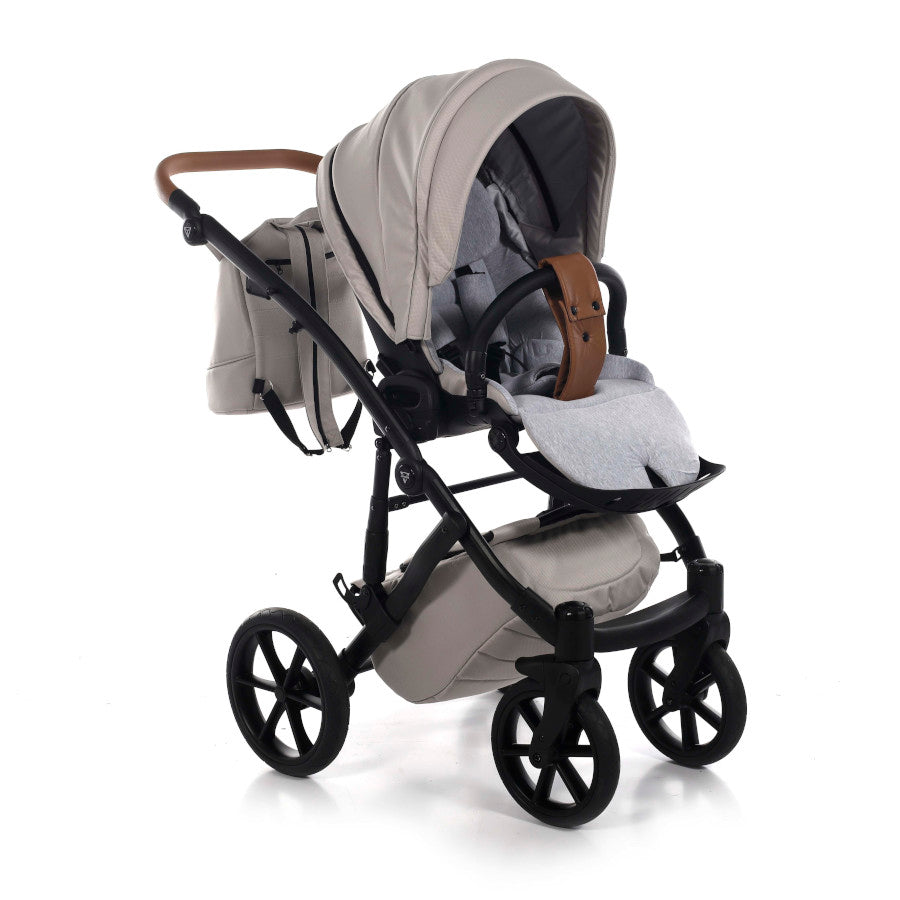 die-kleine-schnullerbacke-junama-space-kombi-kinderwagen-02-beige-13