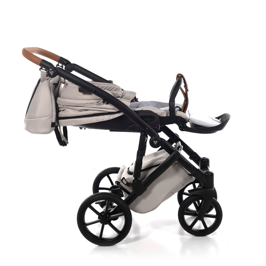 die-kleine-schnullerbacke-junama-space-kombi-kinderwagen-02-beige-17