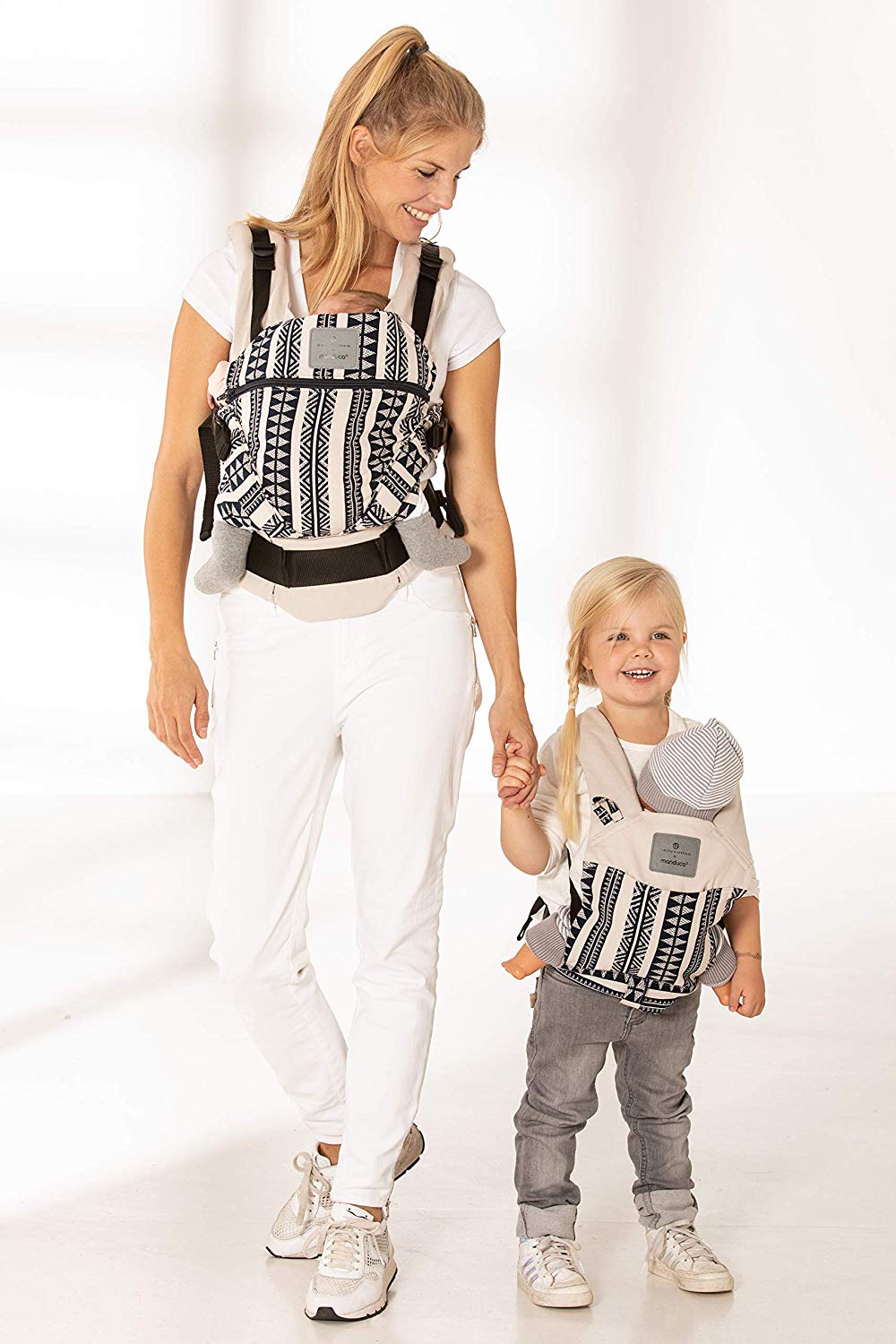 die-kleine-schnullerbacke_manduca-Babytrage-manduca-XT-bellybutton_BohoBlue_211-05-20-073_08