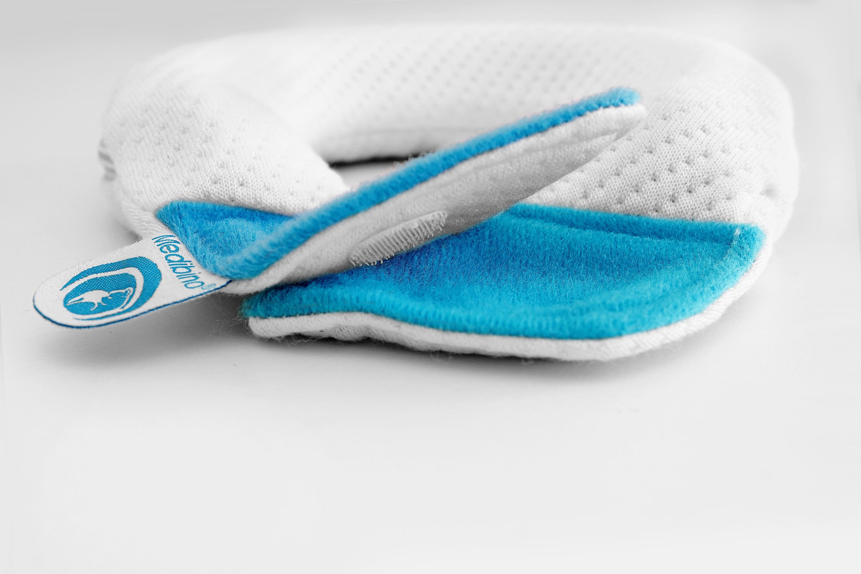 die-kleine-schnullerbacke-medibino-blau-23021703-B-03