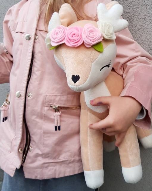 eng_pl_Plush-Deer-with-color-flower-wreath-130_2