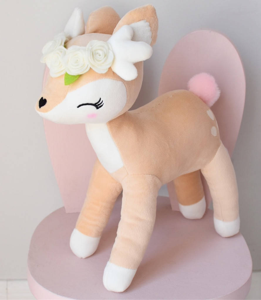 eng_pl_Plush-Deer-with-cream-flower-wreath-168_1