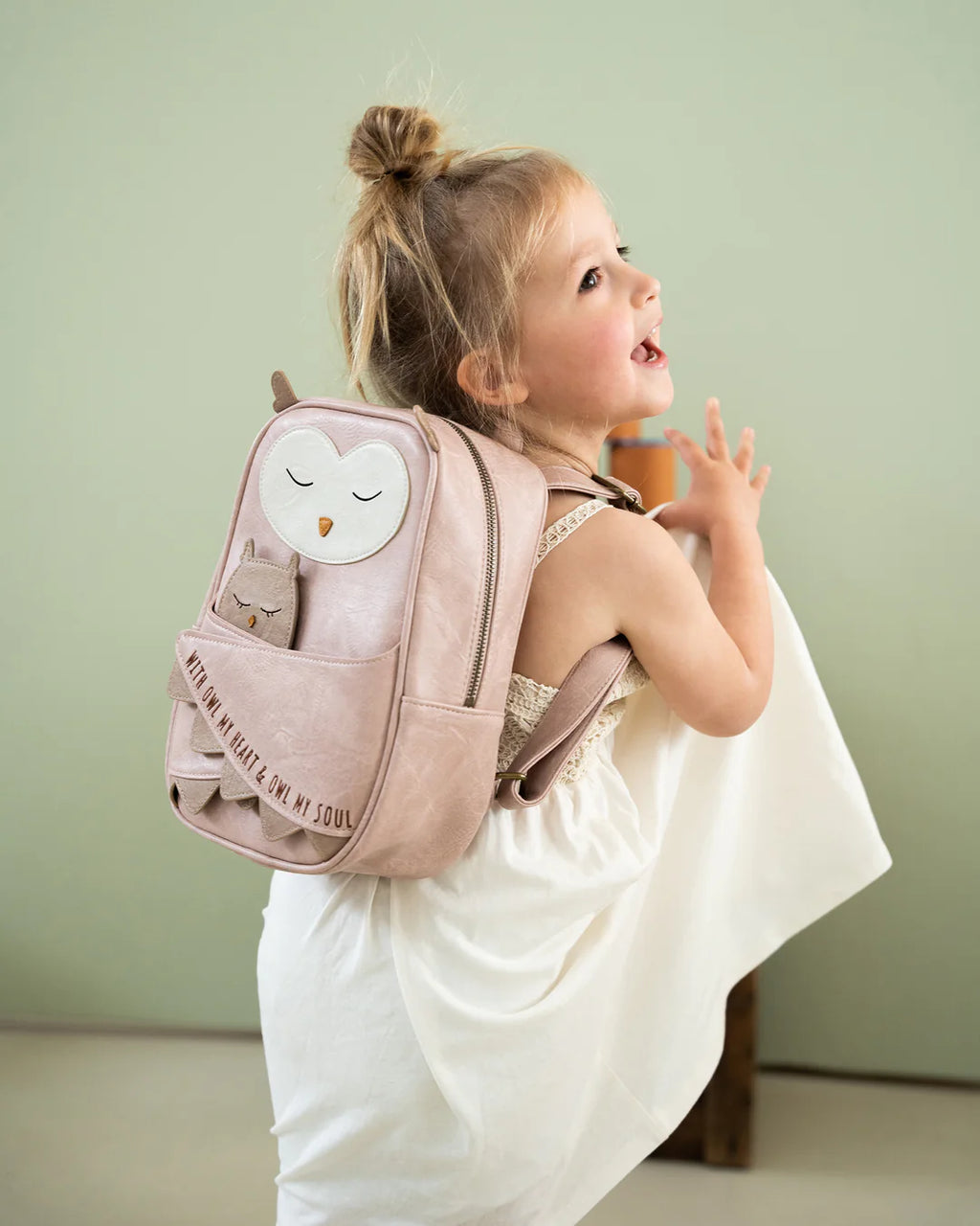 imagebild-little-who-rucksack-kinder-kita-vegan-grosse-eule-isolde_1080x