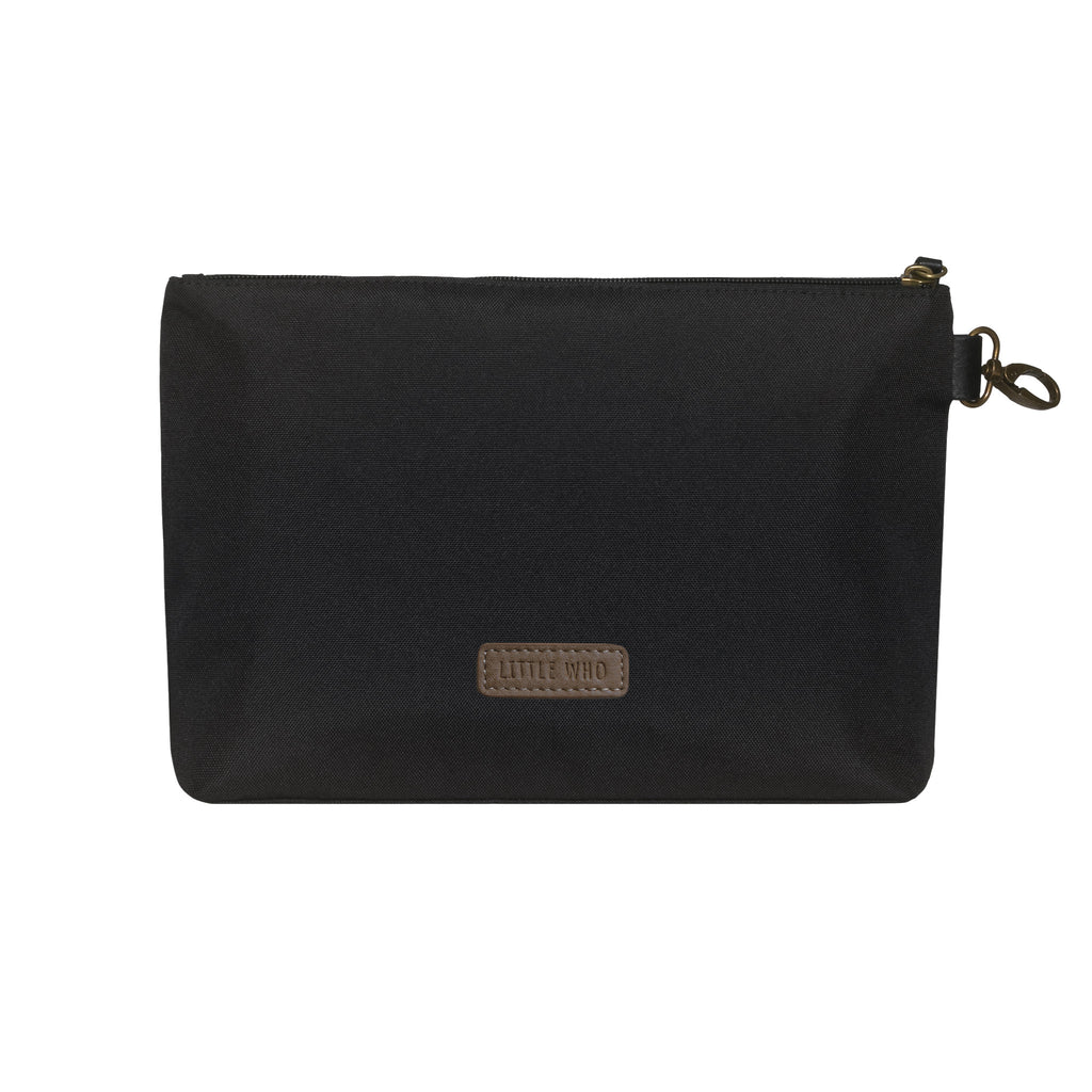 little-who-wickelrucksack-vegan-black-erwachsene-linea-kulturbeutel-baer-friedhelm-rueckseite
