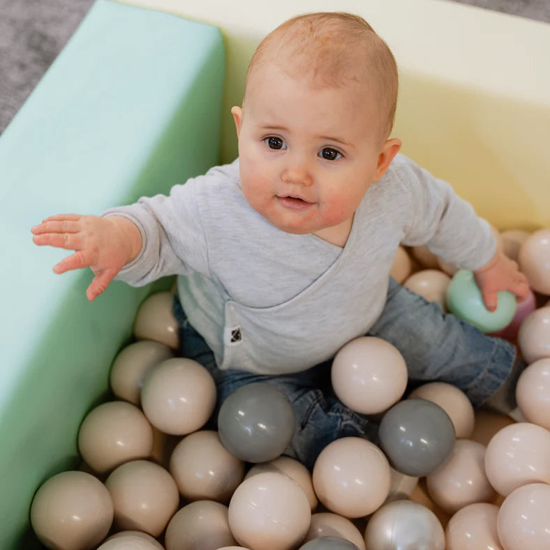 pastel-iglu-soft-play-ball-pit_71
