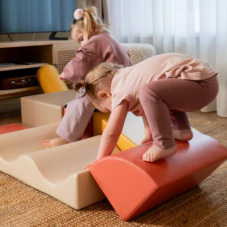 pink-pastel-soft-play-discoverer_18