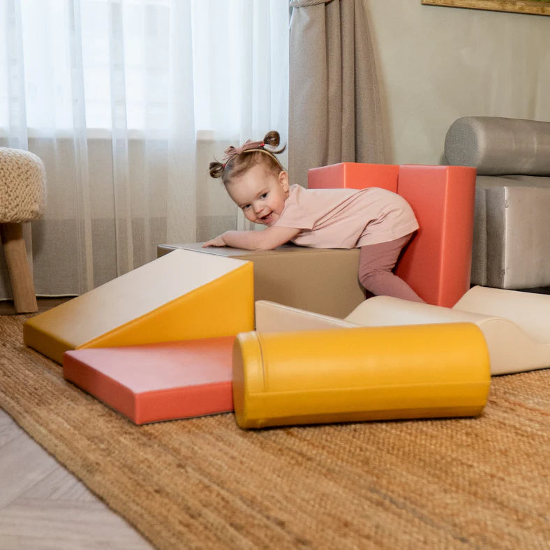 pink-pastel-soft-play-discoverer_5