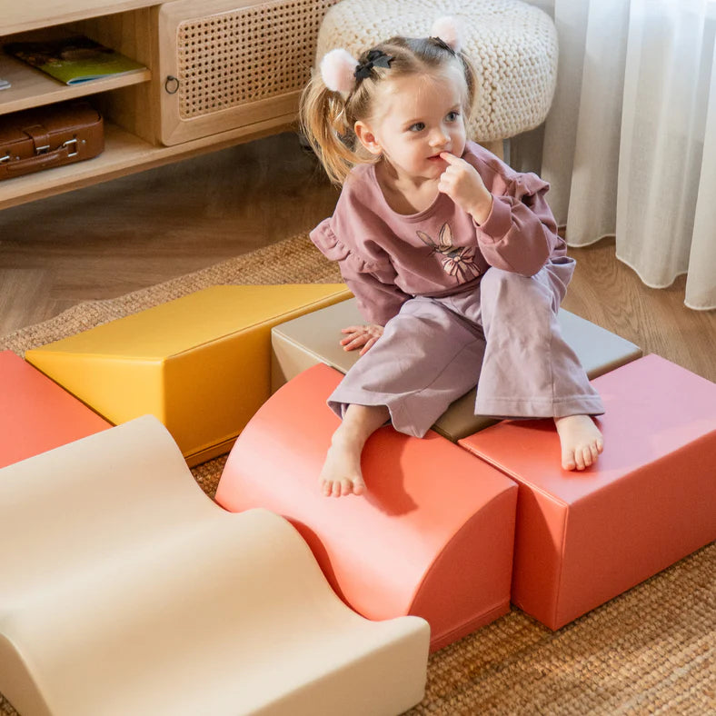 pink-pastel-soft-play-discoverer_9