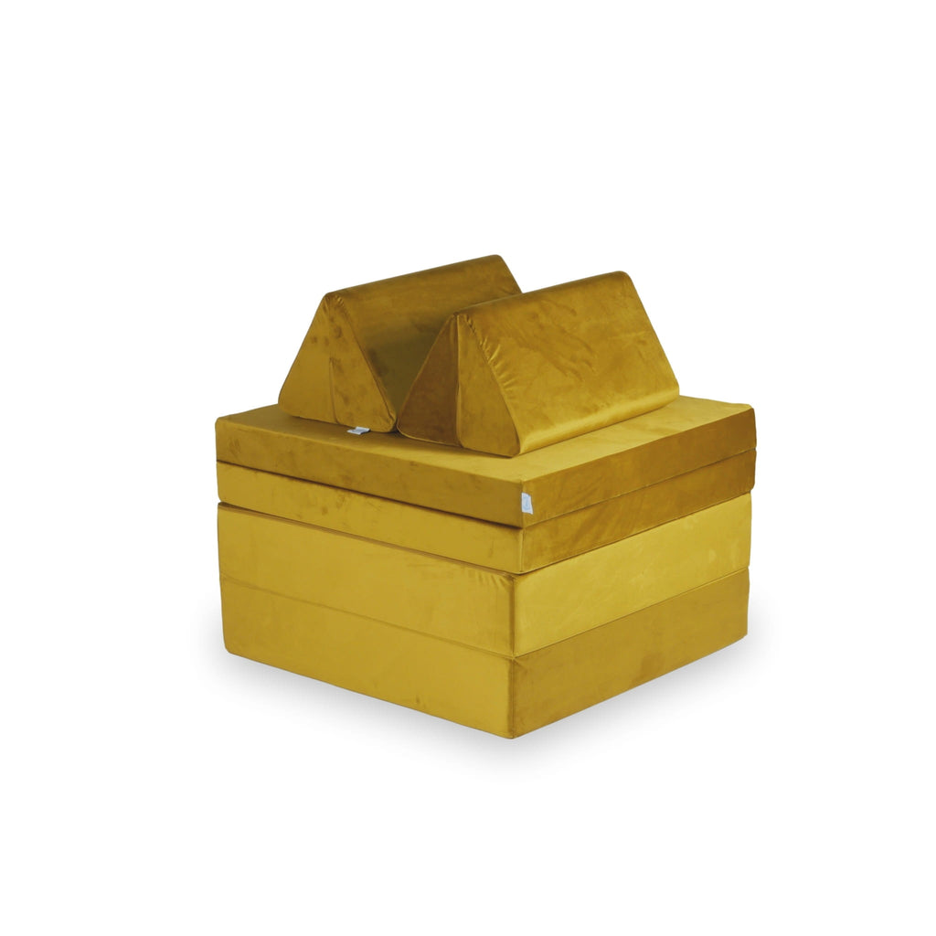 sa001_mimii_sofa_do_zabawy_montessori_standard_velvet_zloty_8Pm7rn9tFT21Gh