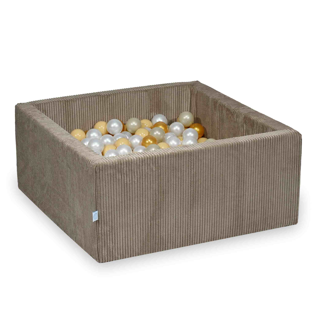 sz309-Mimii-suchy-basen-90x90x40-sztruks-toffee-400-pilek-perlowe-bezowe-zlote-jasnozlote