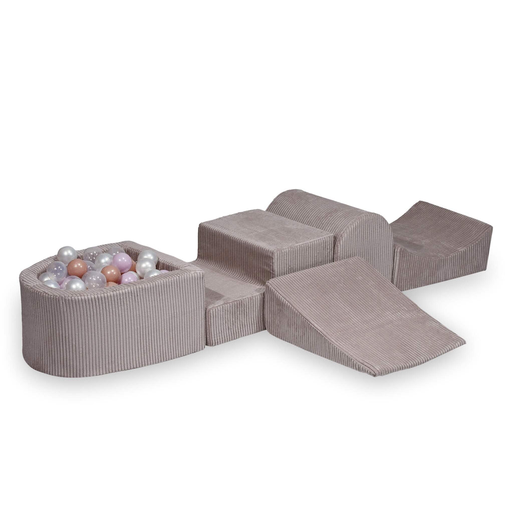 sz464-Mimii-piankowy-plac-zabaw-gorka-sztruks-jasny-roz-100-pilek