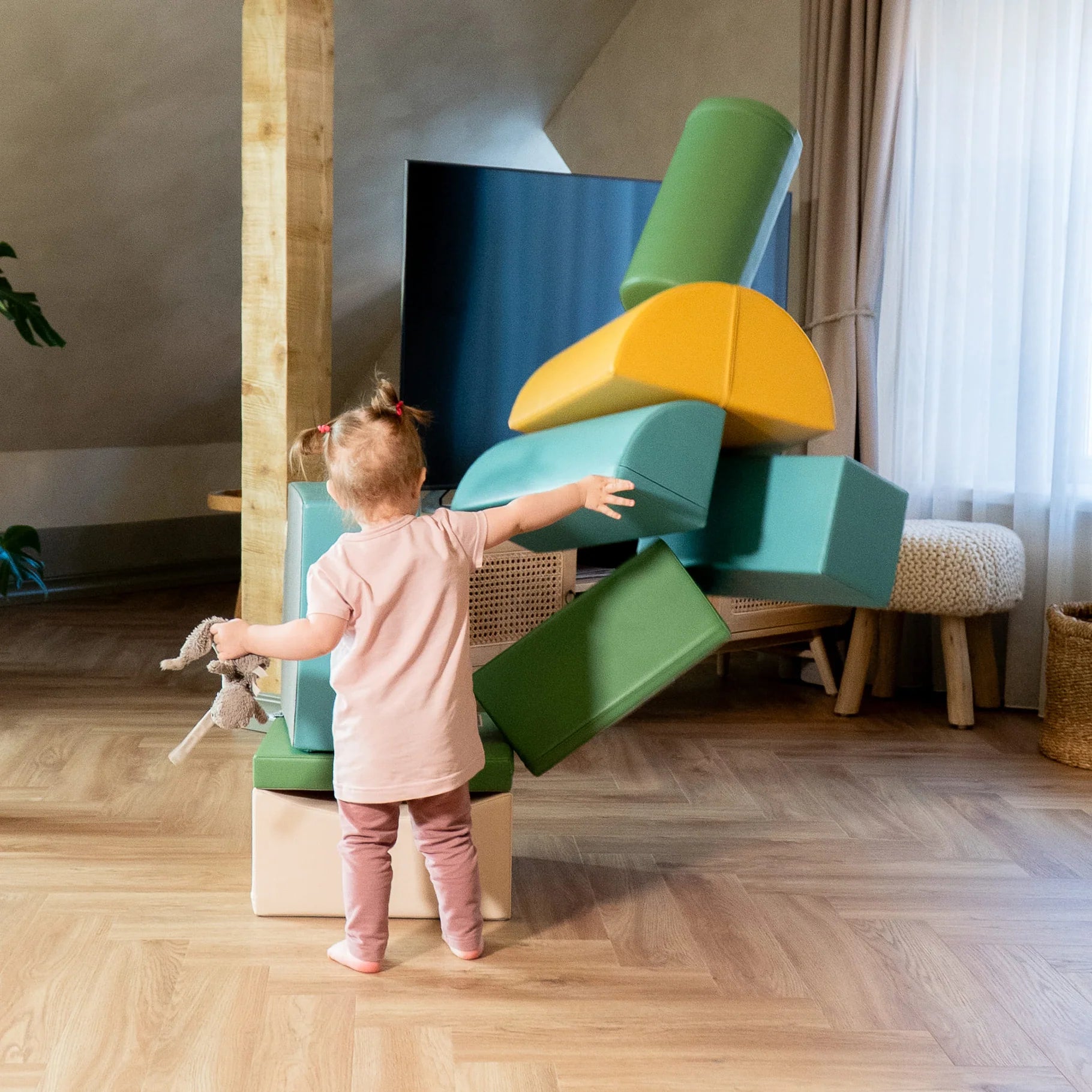 turquoise-pastel-soft-play-adventurer_1