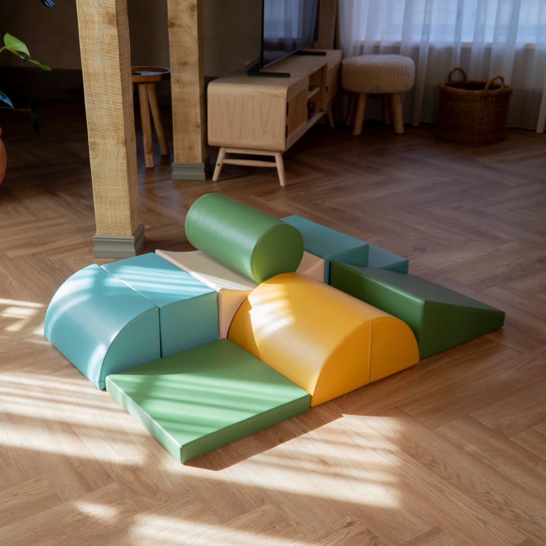 turquoise-pastel-soft-play-adventurer_3