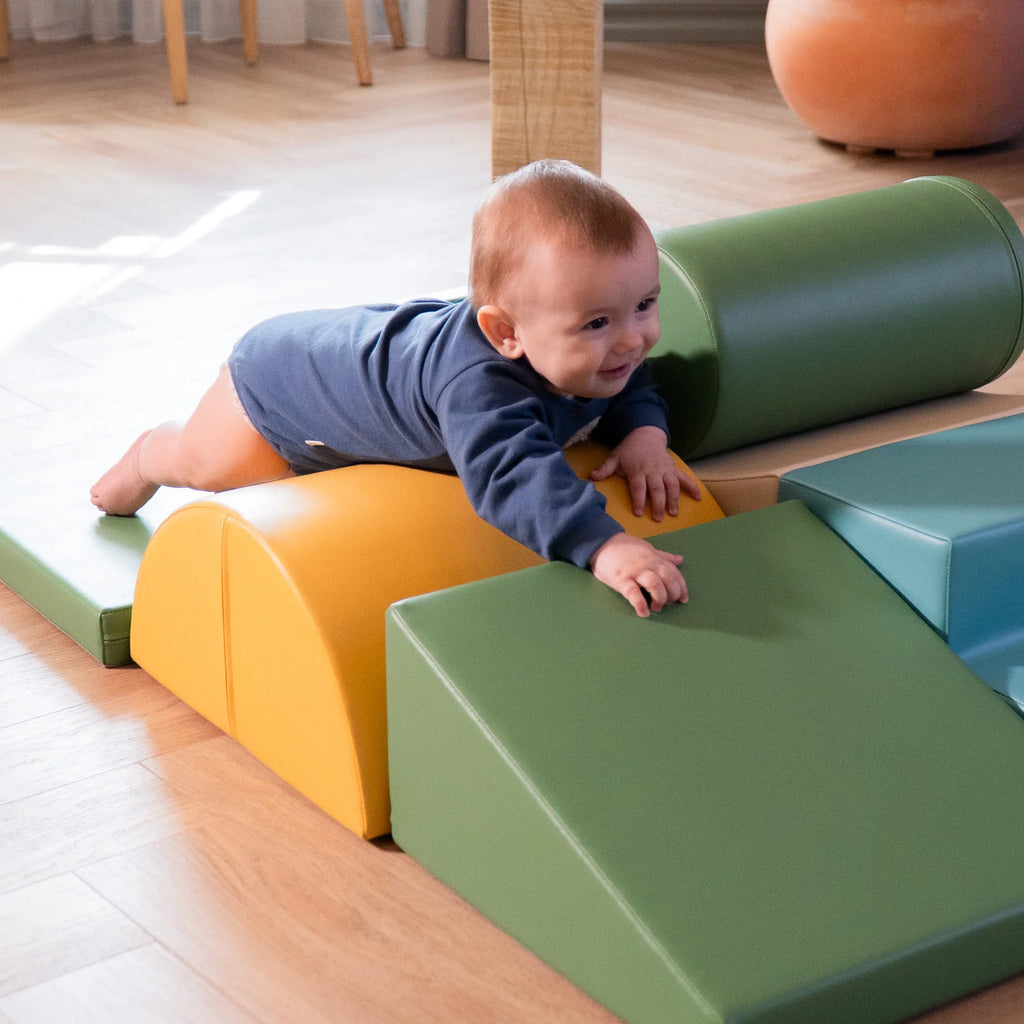 turquoise-pastel-soft-play-adventurer_5